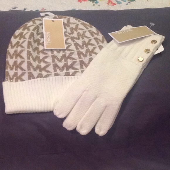 Michael Kors Accessories - MK Hat/glove set Michael Kors Accessories - MK Hat/glove set